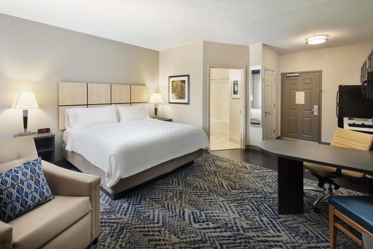 Hotel Candlewood Charleston-northwoods By Ihg 3*